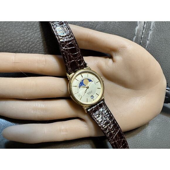 -WATCH WOMEN VTG Rare Moon Phase W/Date Geneva Quartz Watch - Picture 5 of 11